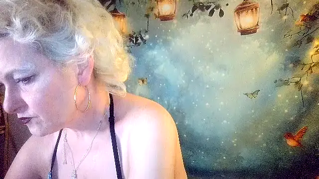 Blondie the librarian online show from May 9, 2026, 1:11 am