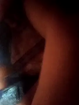 Cute-newpari online show from February 18, 2026, 9:44 pm