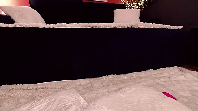 SelenaAllure online show from May 2, 2026, 3:44 am