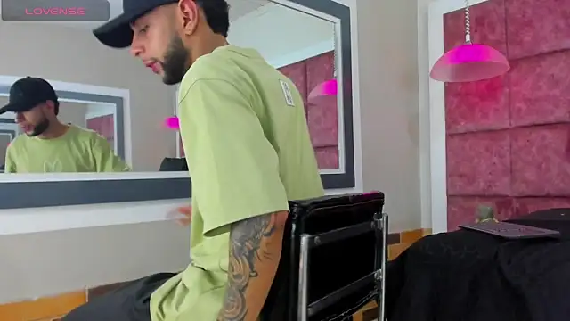 Aiden Cash7 online show from February 4, 2026, 4:07 am