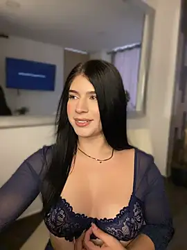  HannahFox  online show from July 10, 2026, 10:56 pm