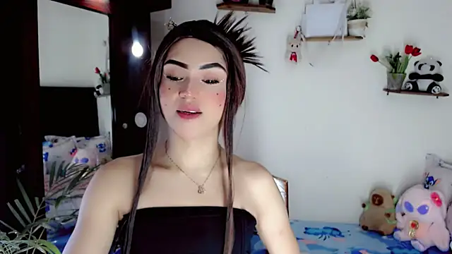 NathalialLooes online show from June 29, 2026, 7:14 am