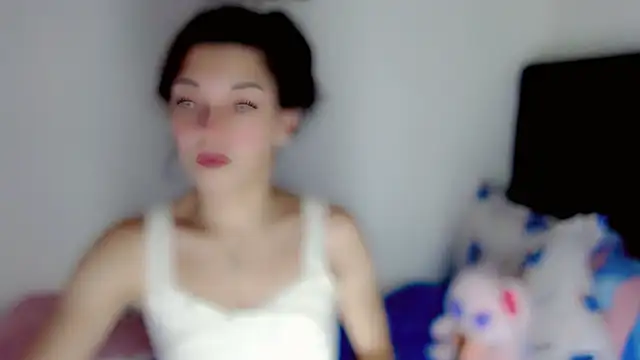 NathalialLooes online show from July 2, 2026, 6:58 pm
