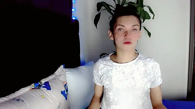 NathalialLooes online show from July 31, 2026, 1:05 am