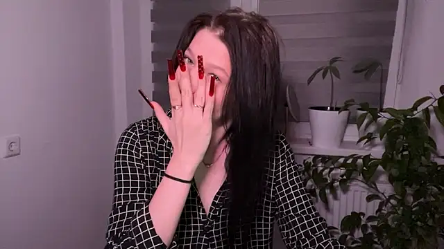 Snapshot of Sarahsolara chatting on March 5, 2026, 4:47 pm Sarahsolara online show from March 5, 2026, 4:47 pm