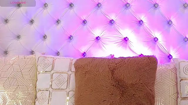 TamaraGreys online show from March 20, 2026, 1:38 pm