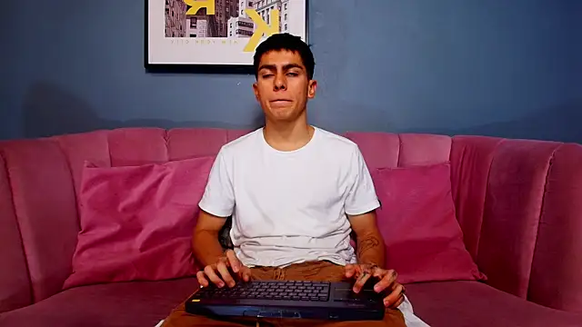 Aron pulse online show from February 17, 2026, 1:18 pm