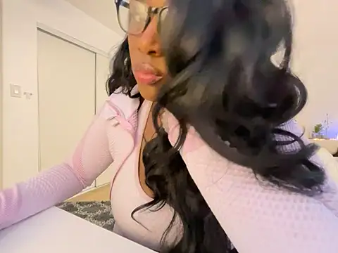Anadia Starr online show from April 28, 2026, 2:27 am
