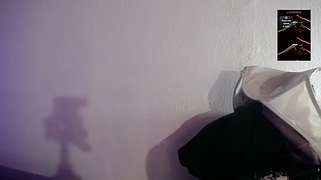 Snapshot of sienna_rose_pym chatting on March 25, 2026, 12:22 pm sienna rose pym online show from March 25, 2026, 12:22 pm