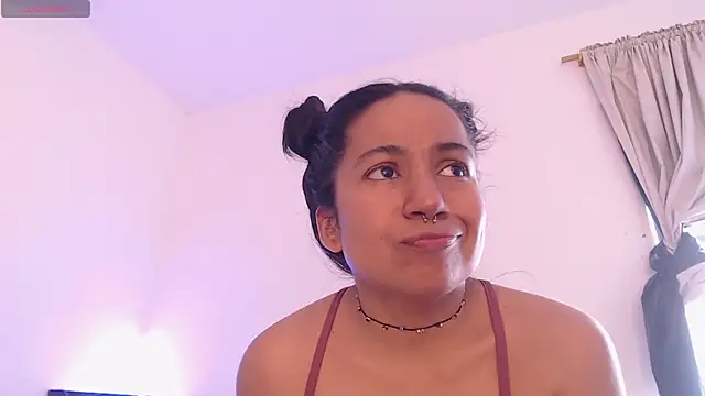 chiarafustox online show from February 8, 2026, 3:26 pm