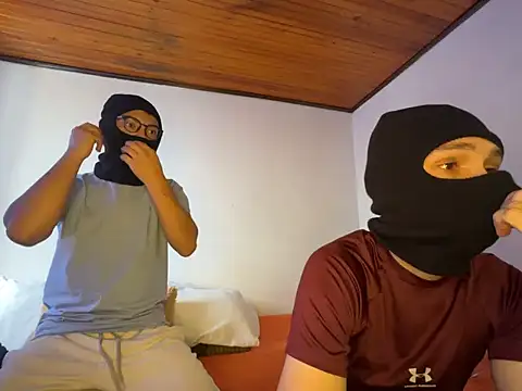 MaxAndNico online show from March 27, 2026, 5:34 pm