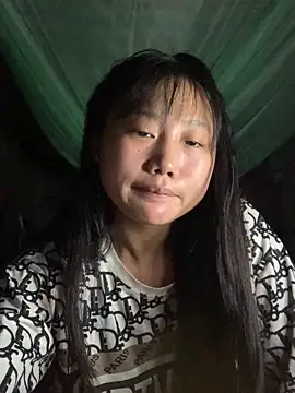 ngoccc-nga online show from March 25, 2026, 1:06 pm