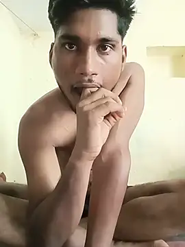 Snapshot of Krishna-10 chatting on May 13, 2026, 3:04 am Krishna-10 online show from May 13, 2026, 3:04 am