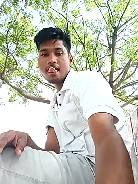 Snapshot of Krishna-10 chatting on May 25, 2026, 8:53 am Krishna-10 online show from May 25, 2026, 8:53 am
