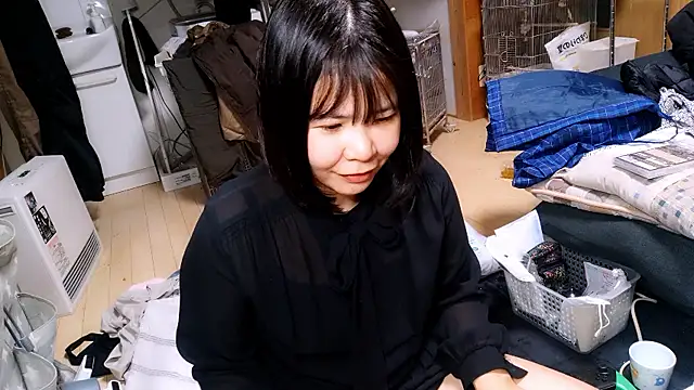 naga0117 online show from February 2, 2026, 11:25 pm