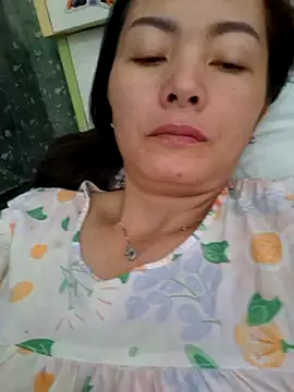 Snapshot of Baby-loveass69 chatting on May 30, 2026, 12:08 am Baby-loveass69 online show from May 30, 2026, 12:08 am