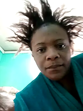 Snapshot of BBWQueenxx chatting on May 18, 2026, 6:19 am BBWQueenxx online show from May 18, 2026, 6:19 am