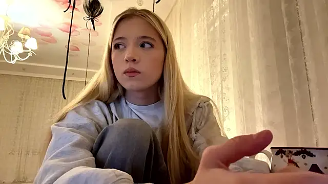 IvyArmbrister online show from March 10, 2026, 7:30 pm