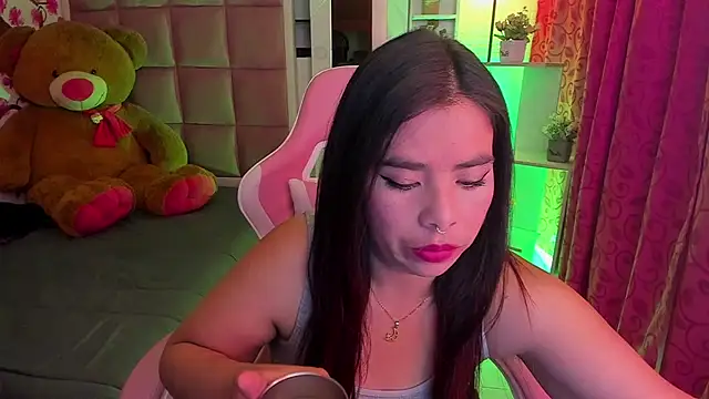 Snapshot of liany_taylor chatting on February 26, 2026, 9:19 am liany taylor online show from February 26, 2026, 9:19 am