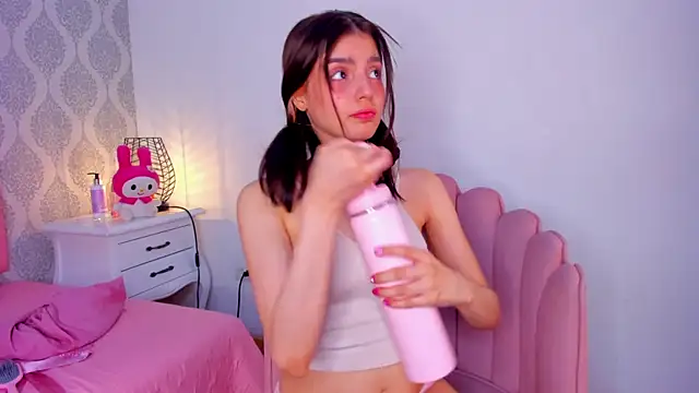 dolly kitter online show from July 30, 2026, 11:31 am