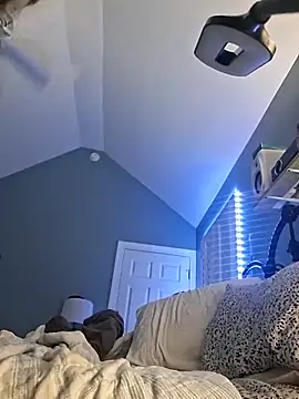 TrndSettr online show from February 16, 2026, 6:42 am