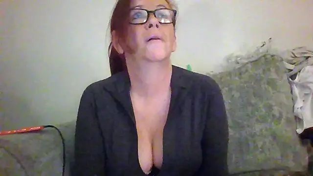 Forbidden-Irish-x online show from February 25, 2026, 7:45 pm