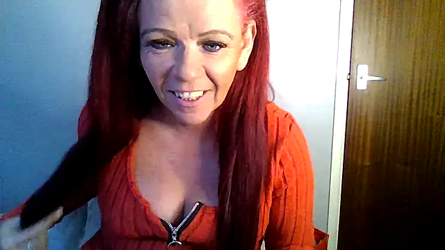 Snapshot of Forbidden-Irish-x chatting on March 27, 2026, 5:45 pm Forbidden-Irish-x online show from March 27, 2026, 5:45 pm