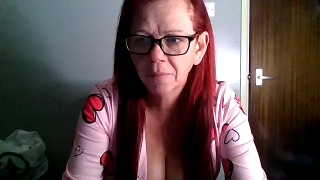 Snapshot of Forbidden-Irish-x chatting on April 16, 2026, 10:34 pm Forbidden-Irish-x online show from April 16, 2026, 10:34 pm