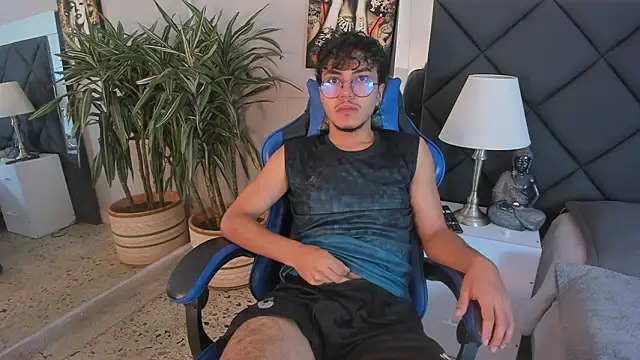 kai storn online show from March 19, 2026, 11:36 am