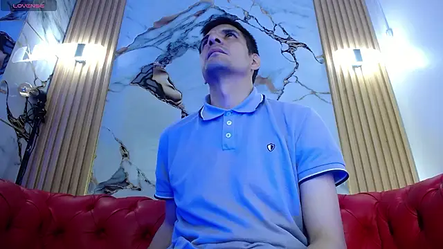 Adam Arango  online show from February 3, 2026, 12:21 pm