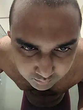 Snapshot of Rokuboii chatting on April 21, 2026, 12:55 pm Rokuboii online show from April 21, 2026, 12:55 pm