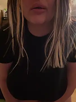 Snapshot of Milish7777 chatting on February 20, 2026, 9:04 pm Milish7777 online show from February 20, 2026, 9:04 pm