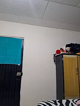 Cris18sexy online show from March 6, 2026, 1:24 am