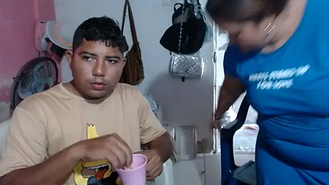 Diosa Rosa online show from March 15, 2026, 9:43 pm