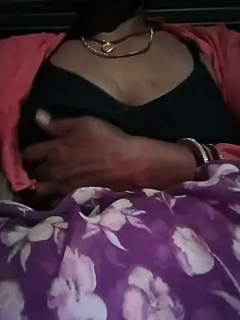 Snapshot of Muskan44s chatting on July 19, 2026, 10:24 pm Muskan44s online show from July 19, 2026, 10:24 pm