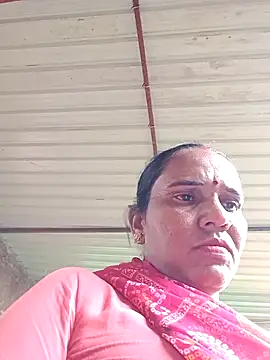 Snapshot of Muskan44s chatting on July 21, 2026, 11:01 am Muskan44s online show from July 21, 2026, 11:01 am