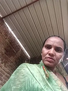 Snapshot of Muskan44s chatting on August 5, 2026, 11:13 am Muskan44s online show from August 5, 2026, 11:13 am