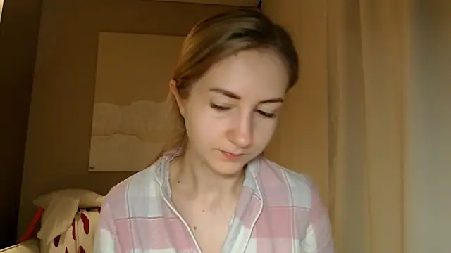 BluueSilk online show from February 4, 2025, 6:25 am