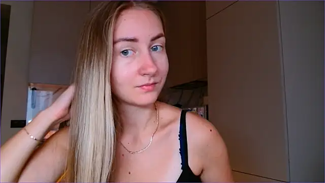 BluueSilk online show from October 30, 2025, 7:32 am