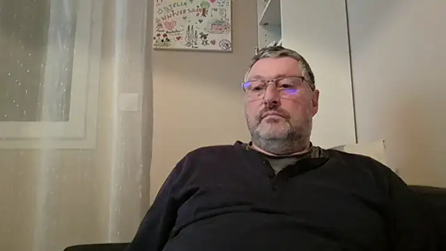 doudou310 online show from February 23, 2026, 5:05 am