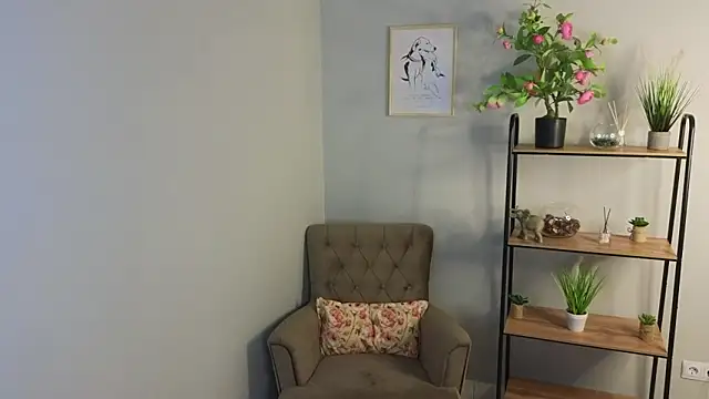 Beily Moone online show from February 6, 2026, 6:51 am