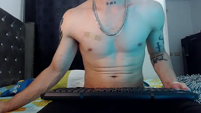 Snapshot of TylerBelfort chatting on June 4, 2026, 12:27 am TylerBelfort online show from June 4, 2026, 12:27 am