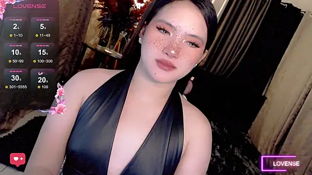 IsabellaXoXo69 online show from June 19, 2026, 11:19 pm