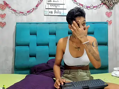 girlkatrins26 online show from February 2, 2026, 1:59 am