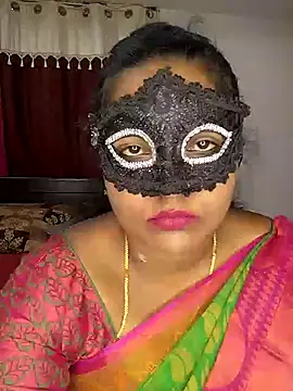 Snapshot of Tamil_Shalini12 chatting on May 9, 2026, 4:45 pm Tamil Shalini12 online show from May 9, 2026, 4:45 pm