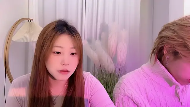 SM JIAJIA ZL online show from March 10, 2026, 4:23 pm