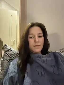 OliaLav online show from February 3, 2026, 6:02 pm