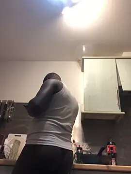 Truelove001 online show from February 6, 2026, 8:23 pm