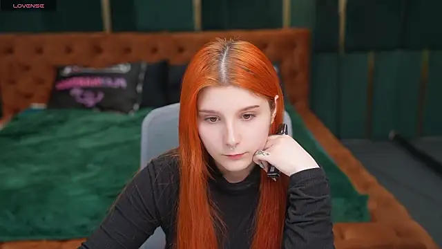 Arina kiskis online show from February 8, 2026, 4:21 pm