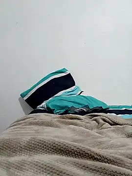 Particular0189 online show from February 4, 2026, 4:40 am